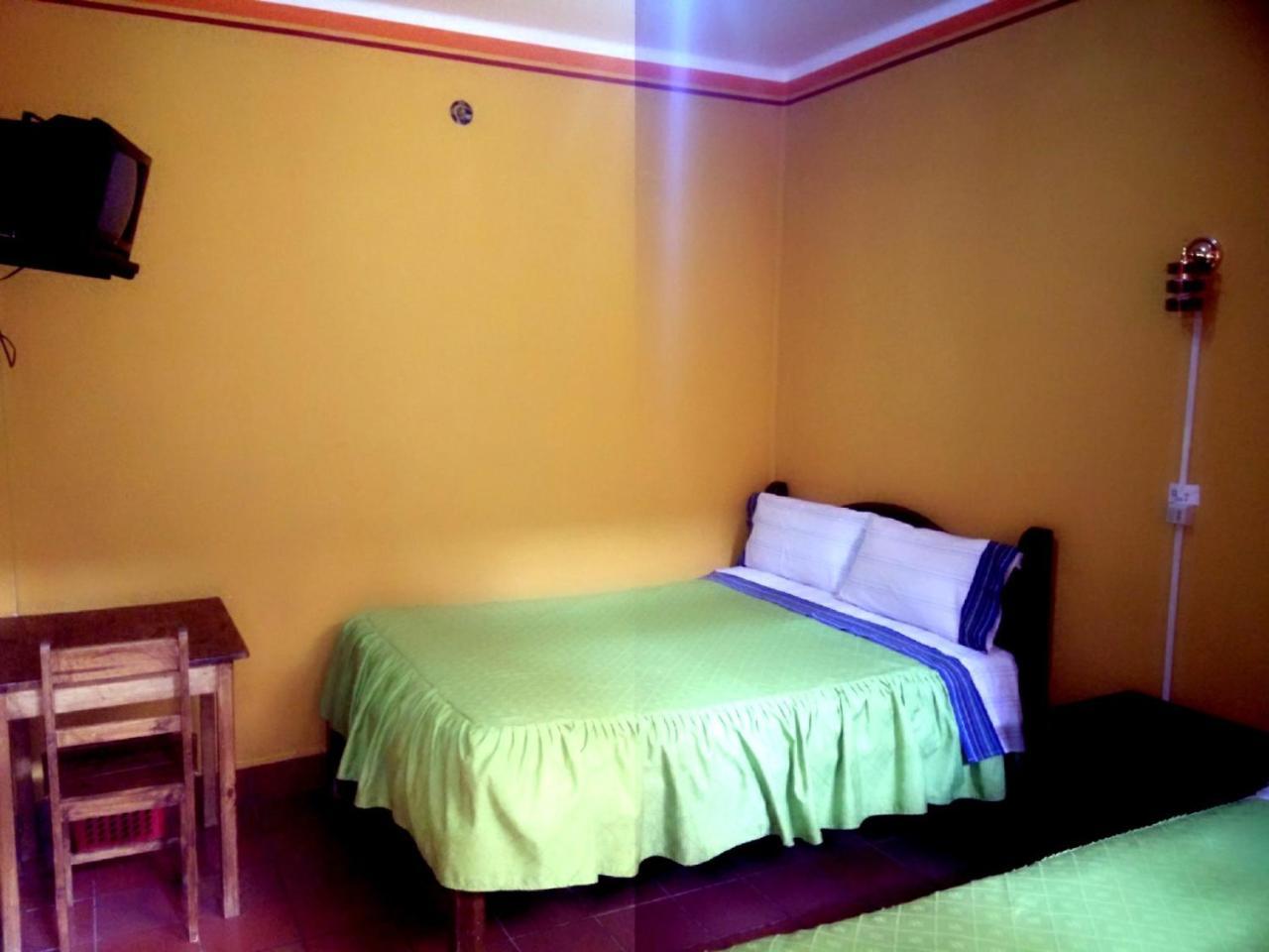 Hostal "La Roca" อูยูนี ภายนอก รูปภาพ