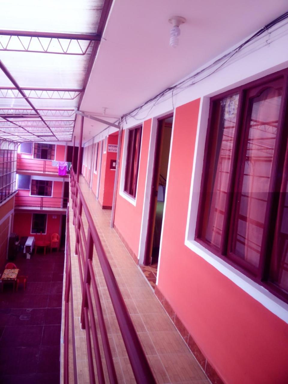 Hostal "La Roca" อูยูนี ภายนอก รูปภาพ