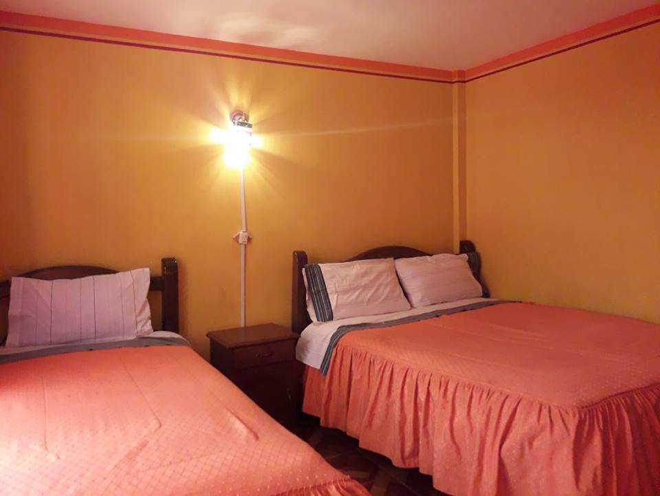 Hostal "La Roca" อูยูนี ภายนอก รูปภาพ