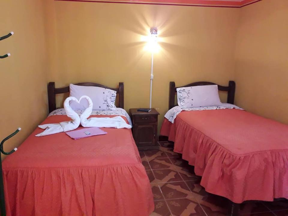 Hostal "La Roca" อูยูนี ภายนอก รูปภาพ