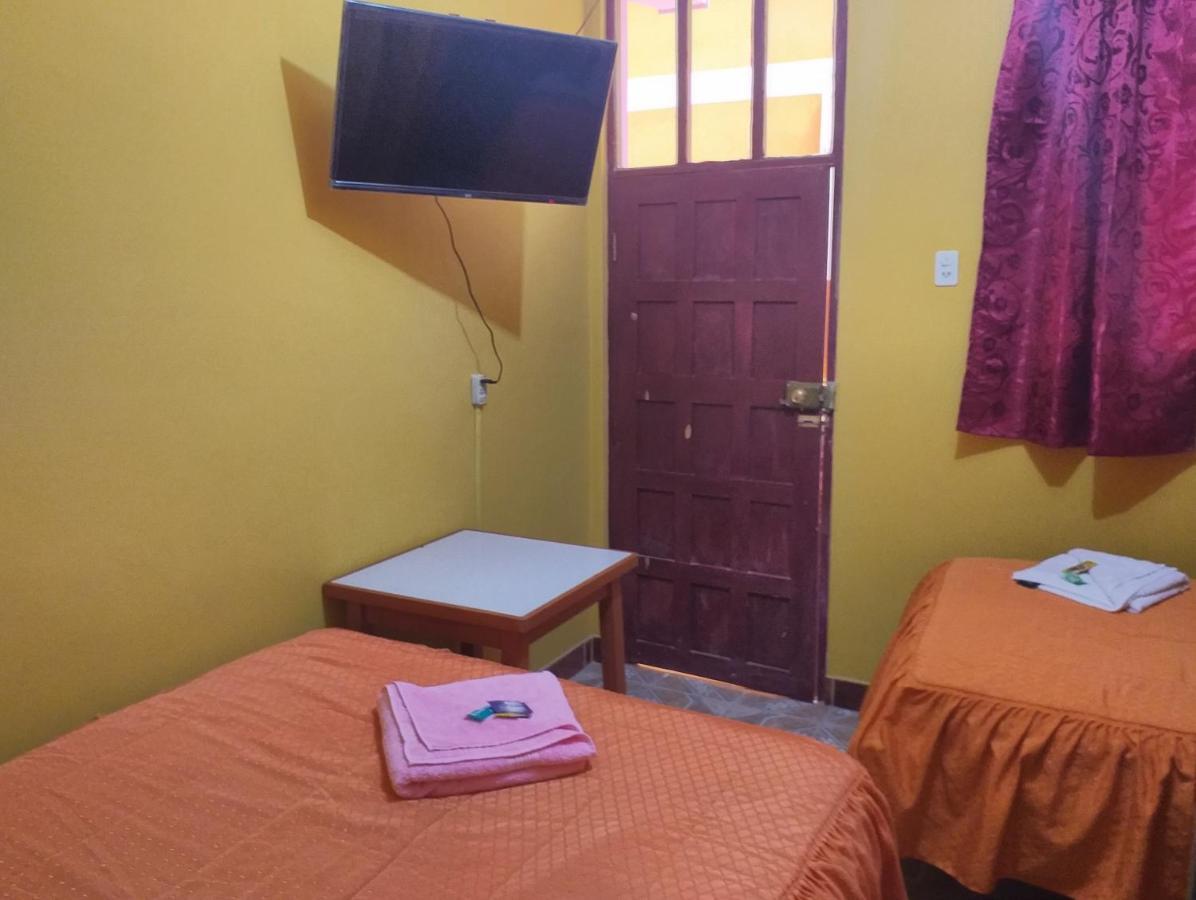 Hostal "La Roca" อูยูนี ภายนอก รูปภาพ